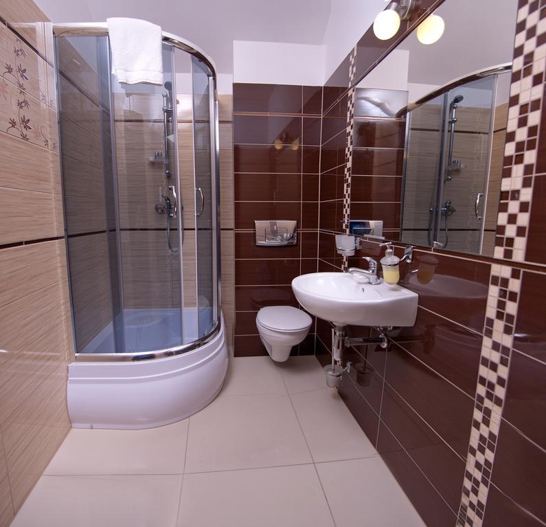 Potocki Dwor Hotel Jędrzejów Kamer foto